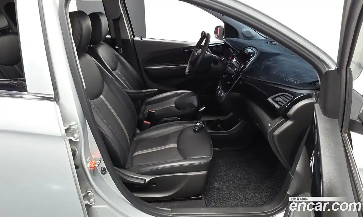 Chevrolet Spark 2019 1.0 автомат (гидро), фото 16