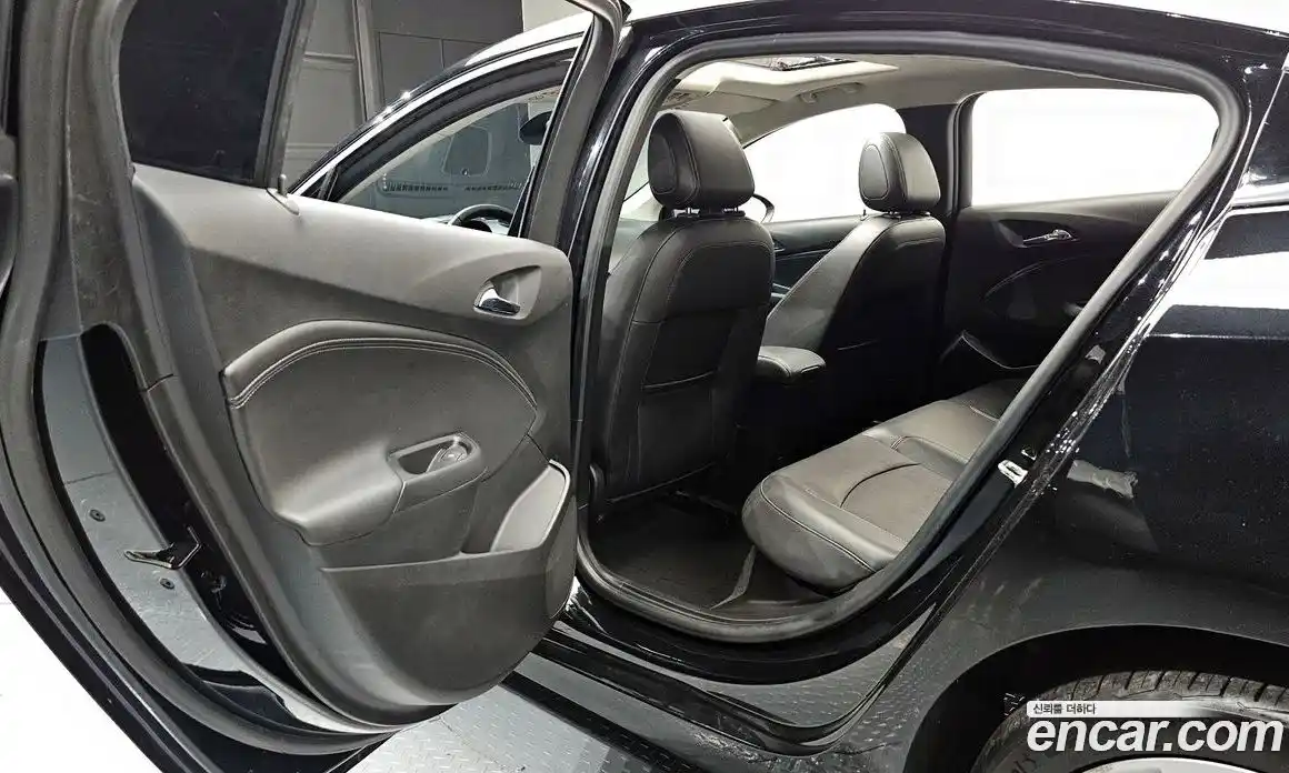 Chevrolet Cruze 2017 1.4 автомат (гидро), фото 12