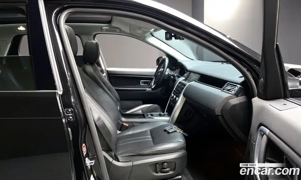 Land Rover Discovery Sport 2019 2.0 автомат (гидро), фото 11