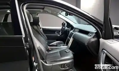 Land Rover Discovery Sport 2019 2.0 автомат (гидро), миниатюра 11