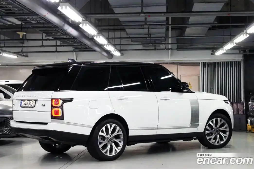 Land Rover Range Rover 2020 5.0 автомат (гидро), фото 6