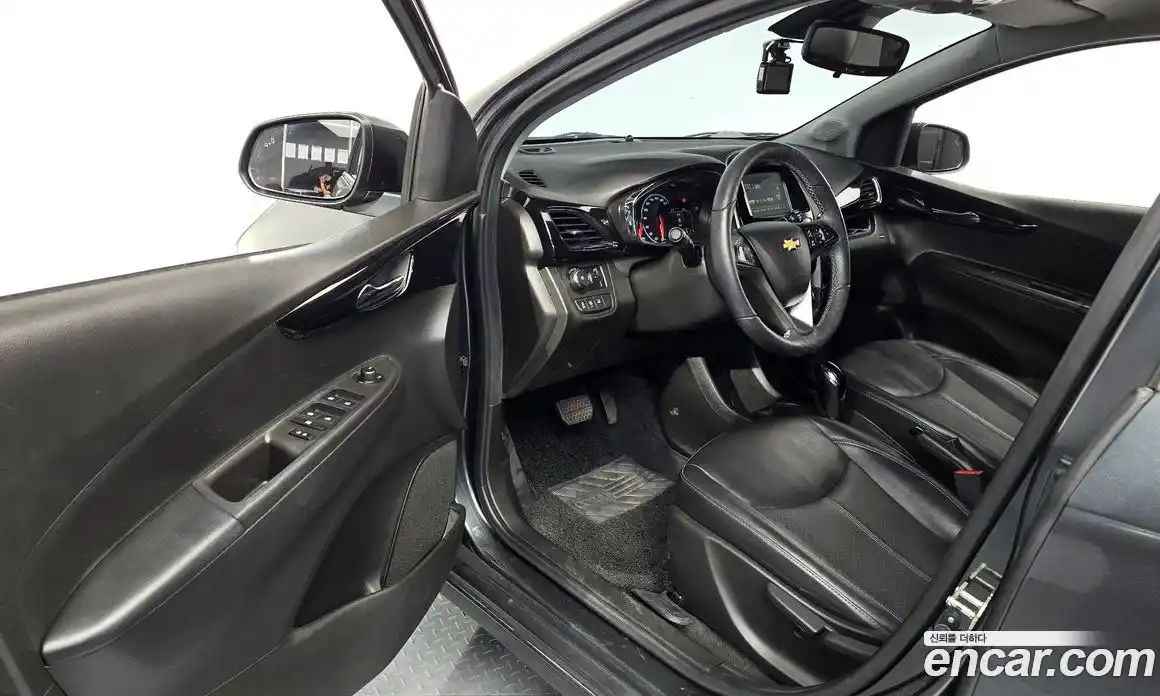 Chevrolet Spark 2017 1.0 автомат (гидро), фото 13