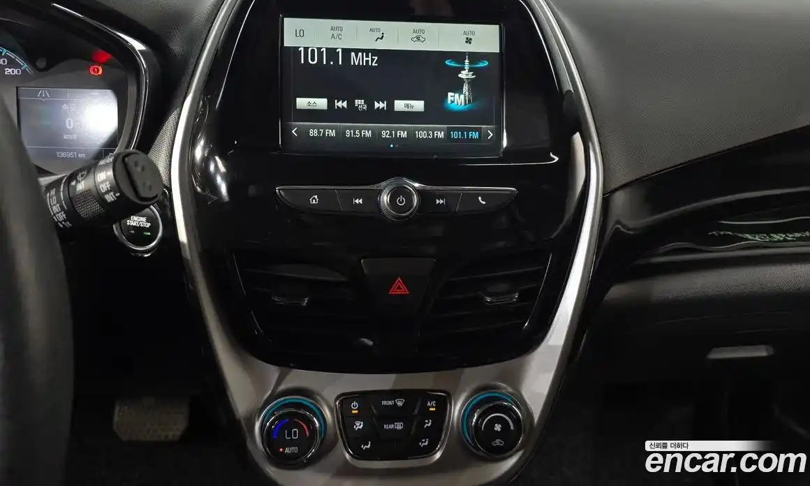 Chevrolet Spark 2017 1.0 автомат (гидро), фото 26