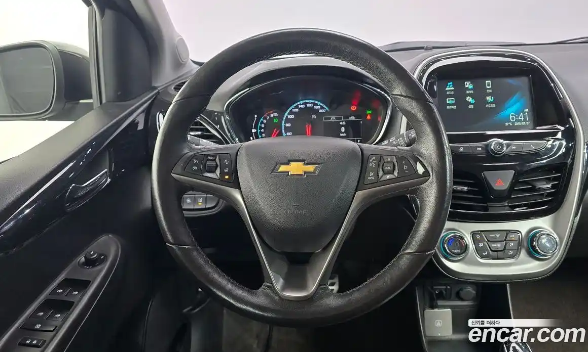 Chevrolet Spark 2015 1.0 автомат (гидро), фото 13