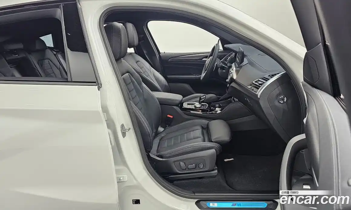 BMW X4 2025 2.0 автомат (гидро), фото 17