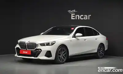 BMW 5 серия, 2025, 6 840 км