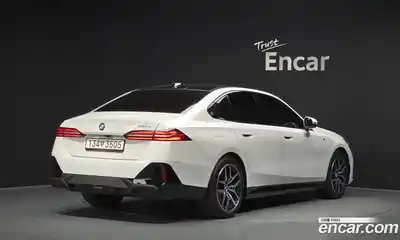 BMW 5 серия 2025 2.0 автомат (гидро), миниатюра 2