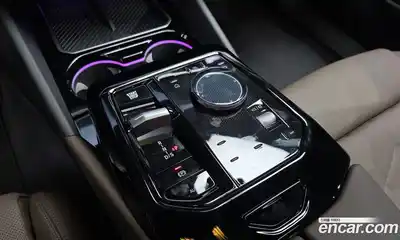 BMW 5 серия 2025 2.0 автомат (гидро), миниатюра 9