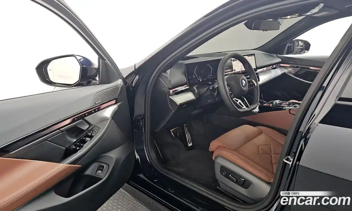 BMW 5 серия 2025 2.0 автомат (гидро), фото 10