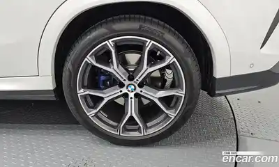 BMW X6 2023 3.0 автомат (гидро), миниатюра 7