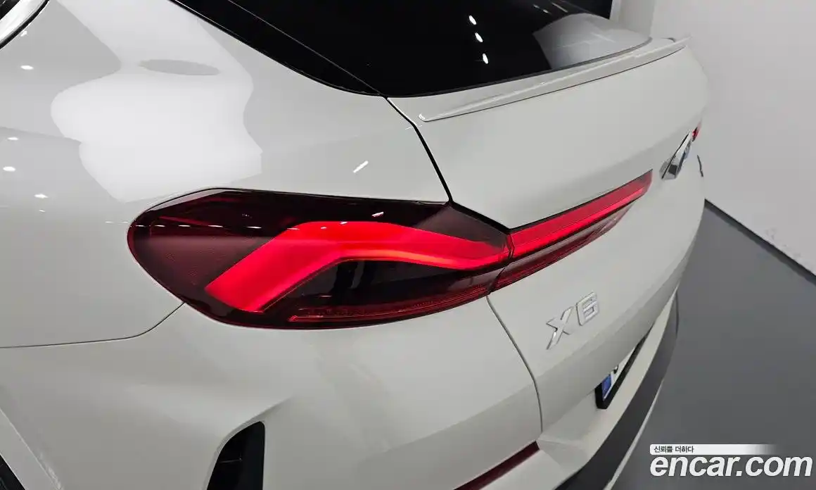 BMW X6 2023 3.0 автомат (гидро), фото 9