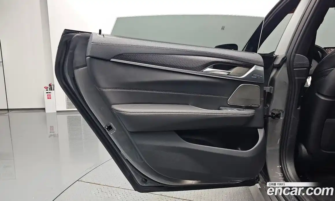 BMW 6 серия 2022 3.0 автомат (гидро), фото 14