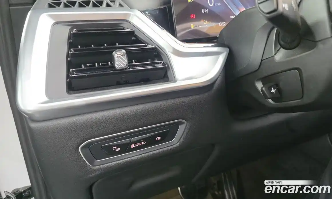 BMW X7 2023 3.0 автомат (гидро), фото 24
