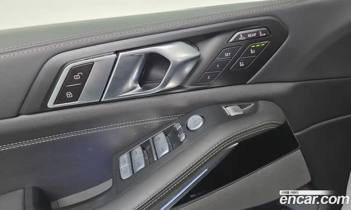 BMW X7 2023 3.0 автомат (гидро), фото 26