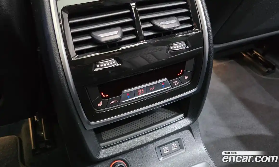BMW X7 2023 3.0 автомат (гидро), фото 28