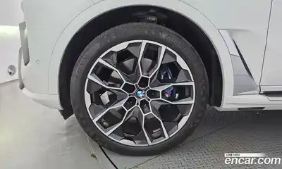 BMW X7 2023 3.0 автомат (гидро), миниатюра 5