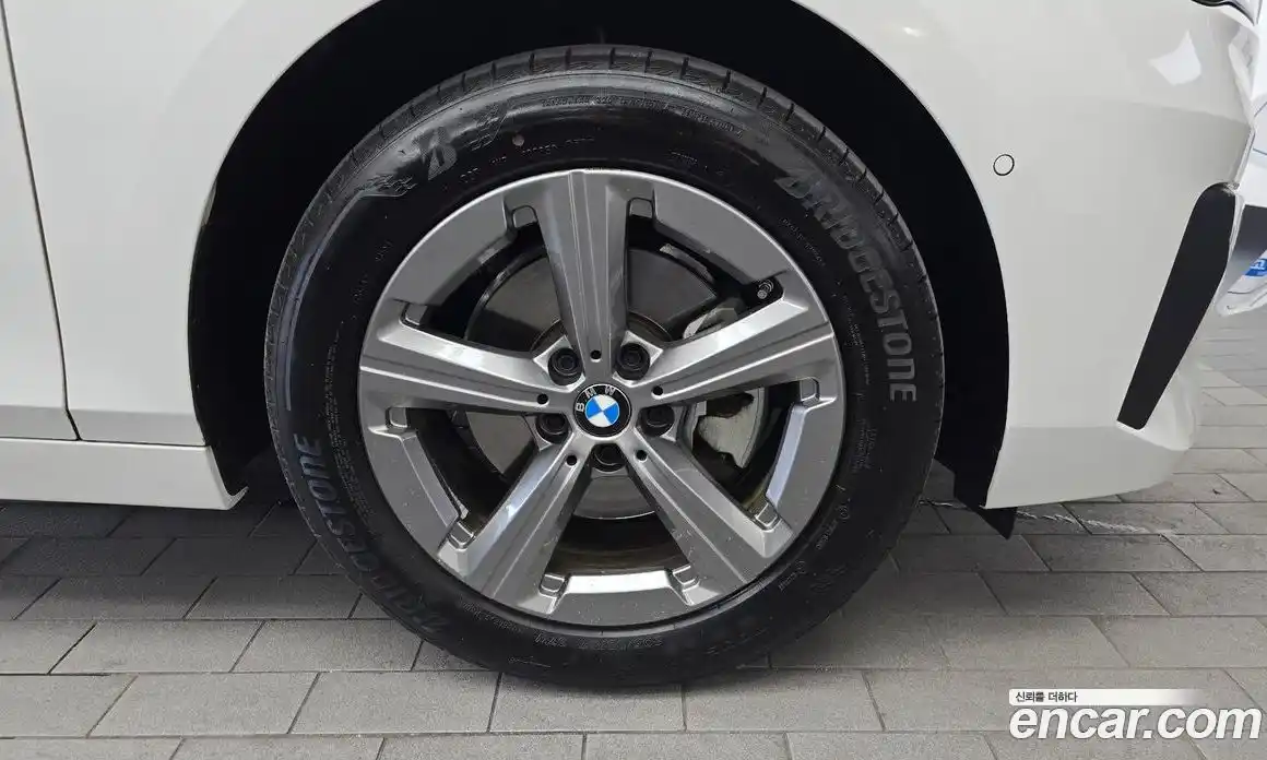 BMW 2 серия 2024 2.0 автомат (гидро), фото 7
