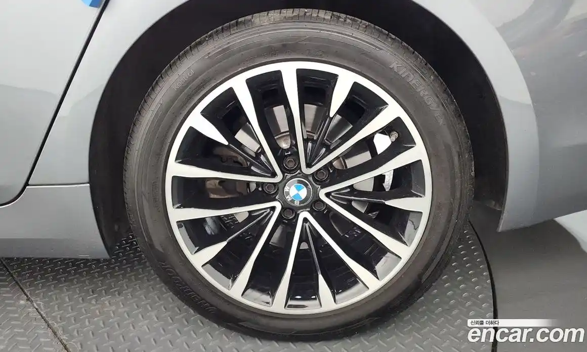 BMW 5 серия 2018 2.0 автомат (гидро), фото 7