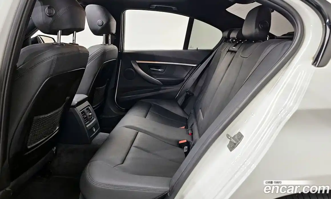 BMW 3 серия 2018 2.0 автомат (гидро), фото 12
