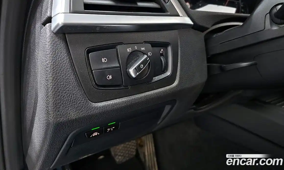 BMW 3 серия 2018 2.0 автомат (гидро), фото 16