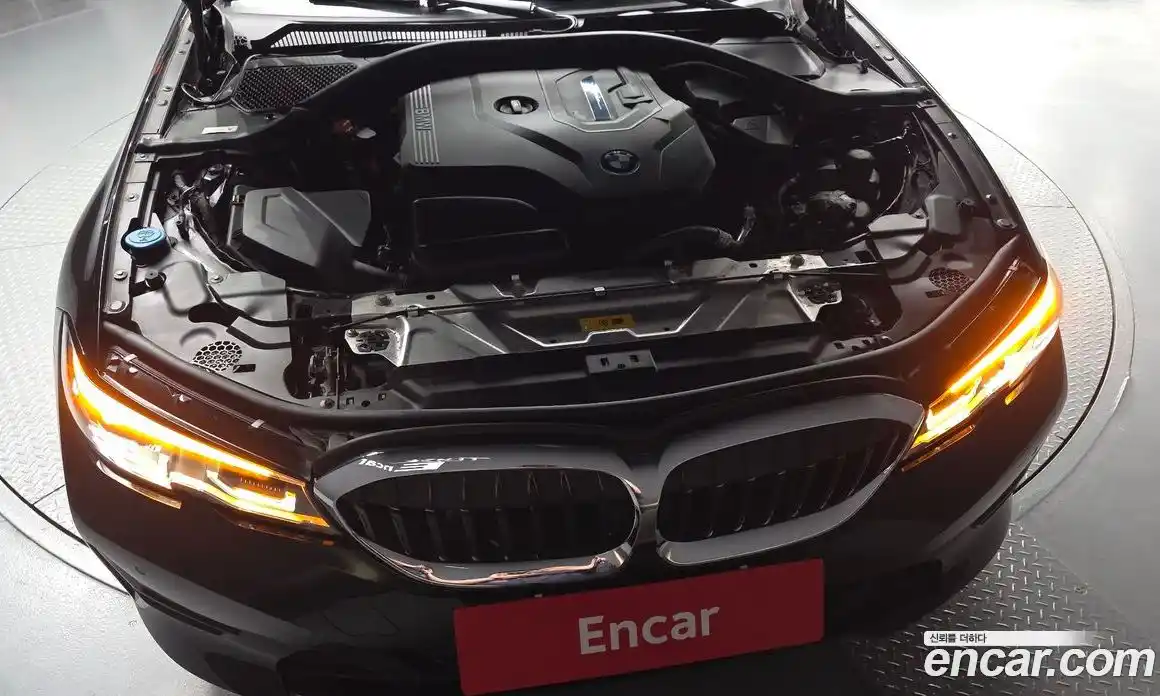 BMW 3 серия 2020 2.0 автомат (гидро), фото 5