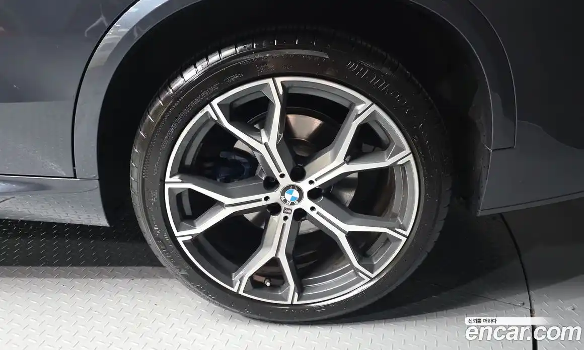BMW X5 2022 3.0 автомат (гидро), фото 5