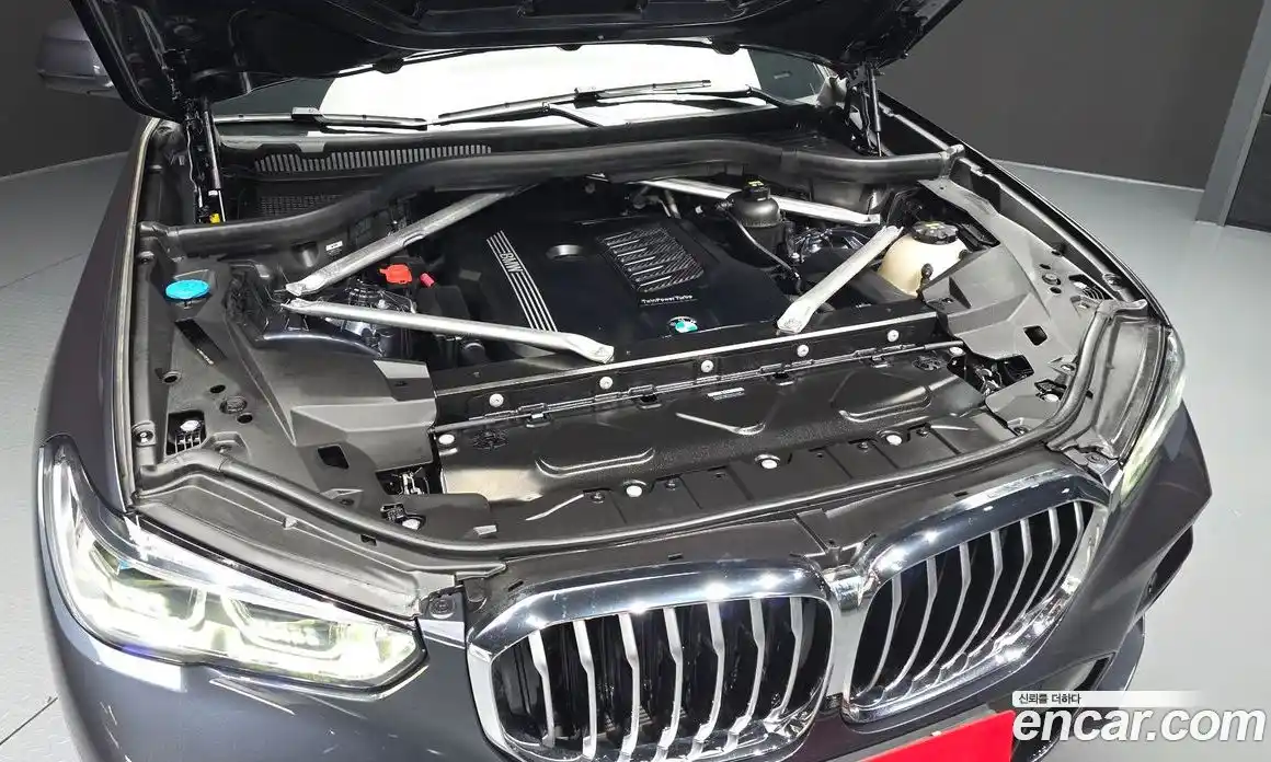 BMW X5 2022 3.0 автомат (гидро), фото 6