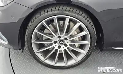 Mercedes-Benz E-Class 2023 3.0 автомат (гидро), миниатюра 5
