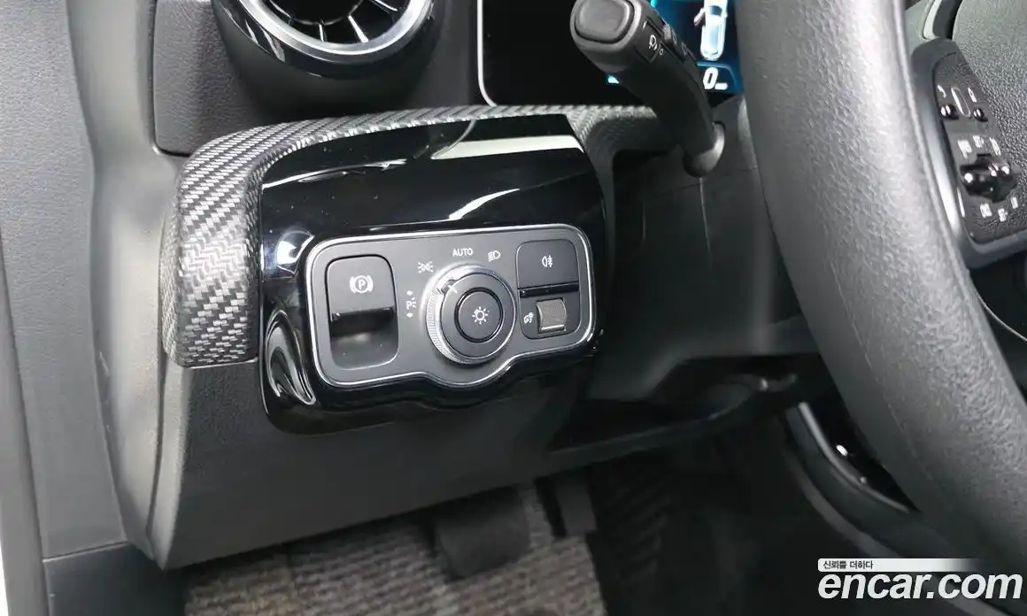 Mercedes-Benz A-Class 2019 2.0 гидро, фото 20 Mercedes-Benz A-Class 2019 2.0 гидро, фото 20