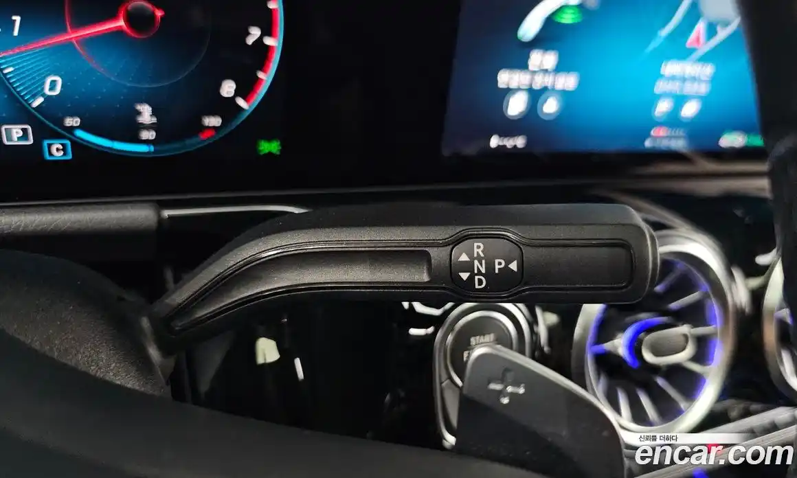 Mercedes-Benz GLA-Class 2022 2.0 гидро, фото 11