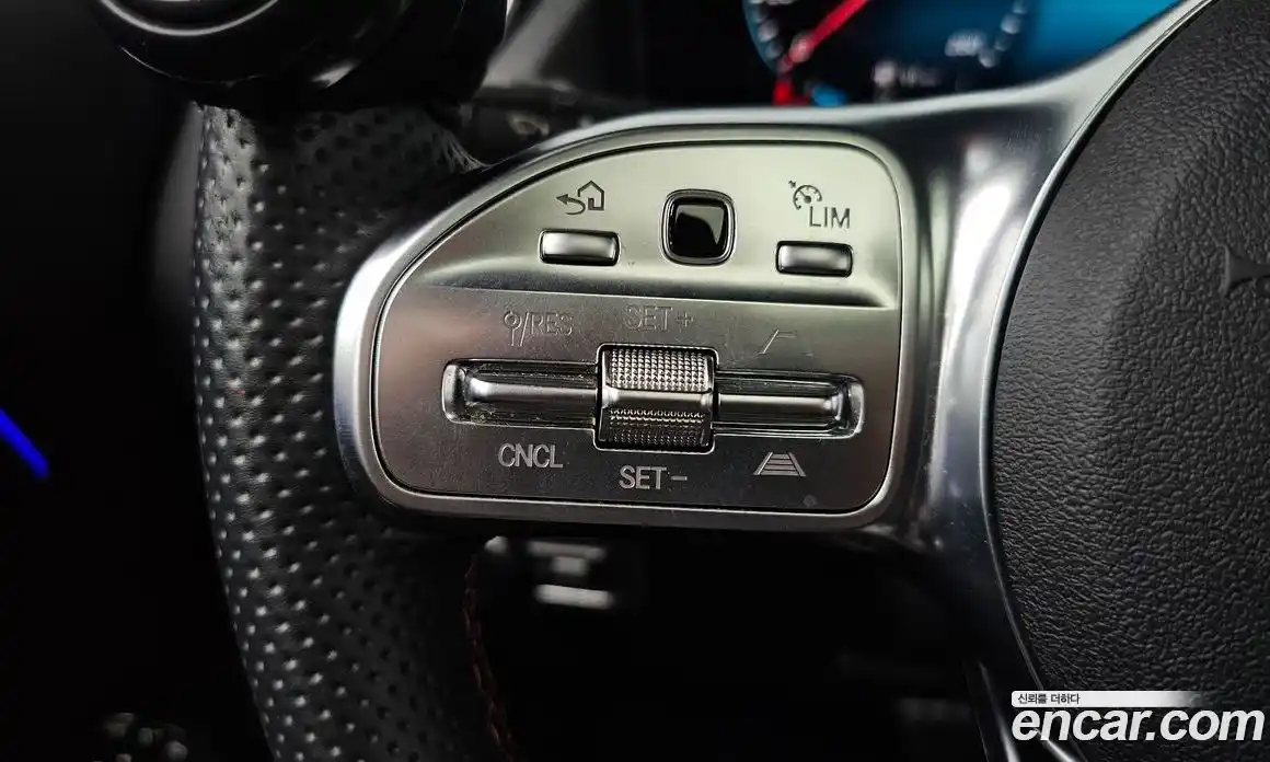 Mercedes-Benz GLA-Class 2022 2.0 гидро, фото 24