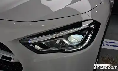 Mercedes-Benz GLA-Class 2022 2.0 гидро, миниатюра 7