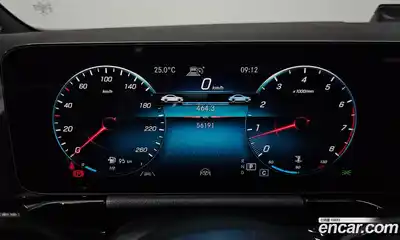 Mercedes-Benz GLA-Class 2022 2.0 гидро, миниатюра 10