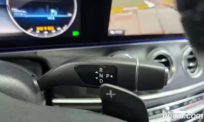 Mercedes-Benz E-Class 2018 2.0 автомат (гидро), миниатюра 12