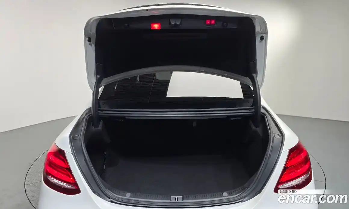 Mercedes-Benz E-Class 2018 2.0 автомат (гидро), фото 34