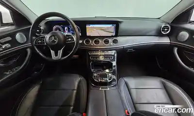 Mercedes-Benz E-Class 2018 2.0 автомат (гидро), миниатюра 10