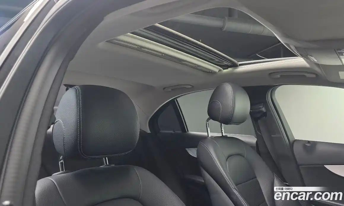 Mercedes-Benz C-Class 2016 2.1 гидро, фото 17 Mercedes-Benz C-Class 2016 2.1 гидро, фото 17