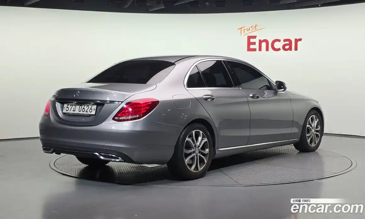 Mercedes-Benz C-Class 2016 2.1 гидро, фото 2 Mercedes-Benz C-Class 2016 2.1 гидро, фото 2