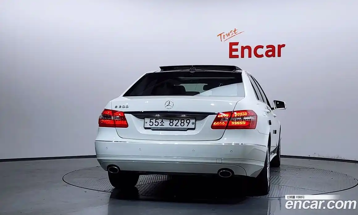 Mercedes-Benz E-Class 2012 3.5 автомат (гидро), фото 4