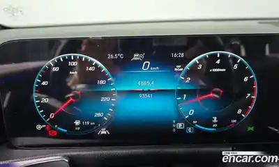 Mercedes-Benz GLB-Class 2021 2.0 гидро, миниатюра 11 Mercedes-Benz GLB-Class 2021 2.0 гидро, миниатюра 11