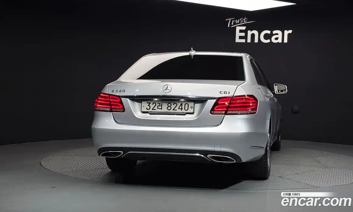 Mercedes-Benz E-Class 2014 2.1 автомат (гидро), фото 4
