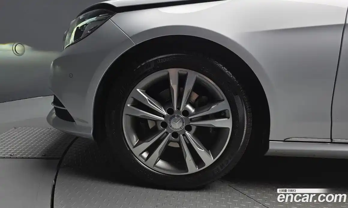 Mercedes-Benz E-Class 2014 2.1 автомат (гидро), фото 5