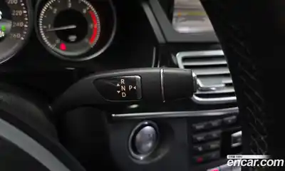 Mercedes-Benz E-Class 2014 2.1 автомат (гидро), миниатюра 9