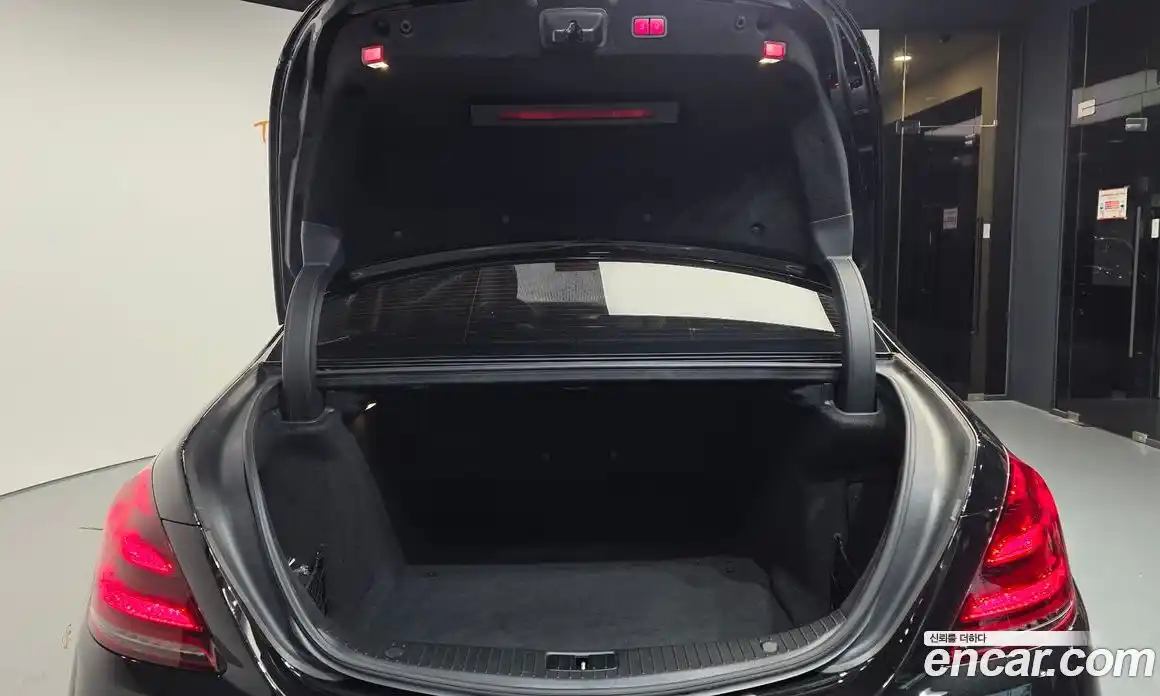 Mercedes-Benz S-Class 2019 3.0 гидро, фото 26 Mercedes-Benz S-Class 2019 3.0 гидро, фото 26