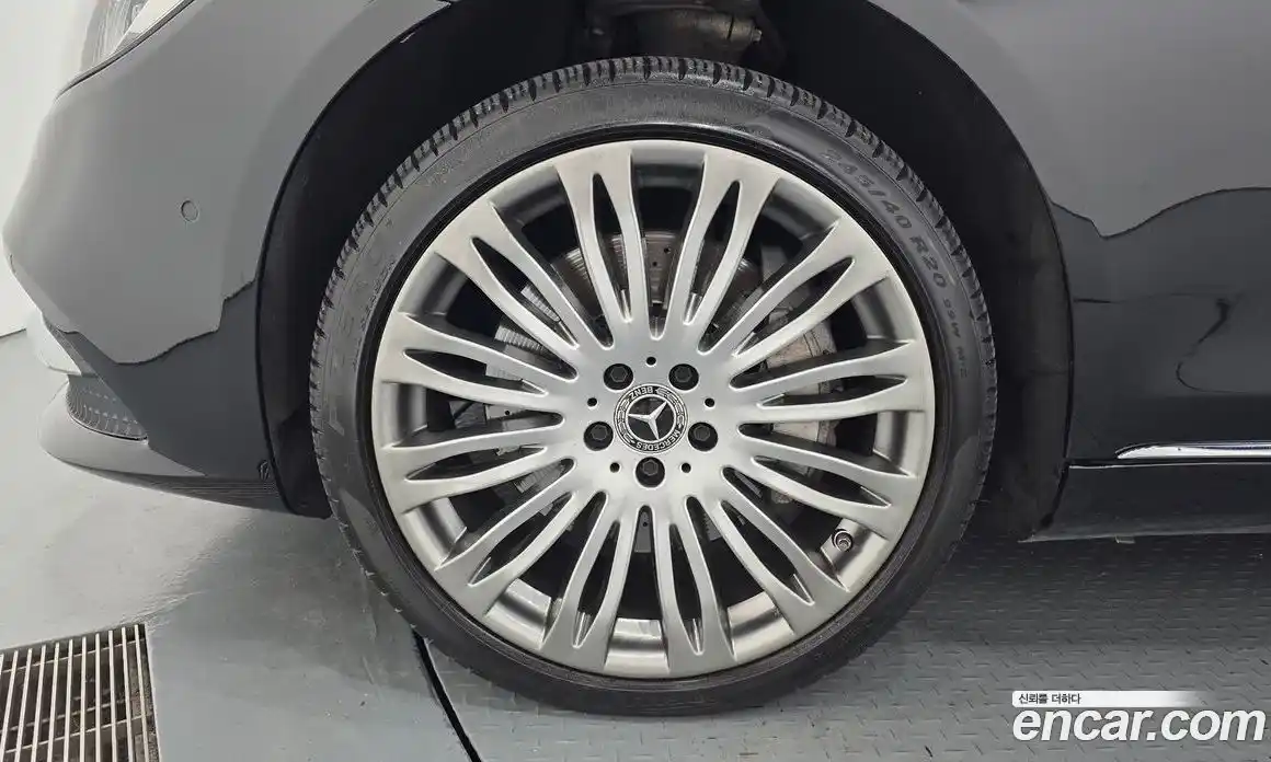 Mercedes-Benz S-Class 2019 3.0 гидро, фото 5 Mercedes-Benz S-Class 2019 3.0 гидро, фото 5