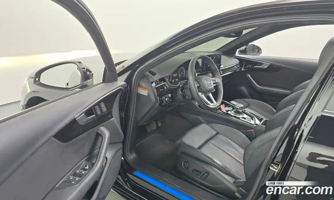 Audi A4 2021 2.0 автомат (гидро), фото 13
