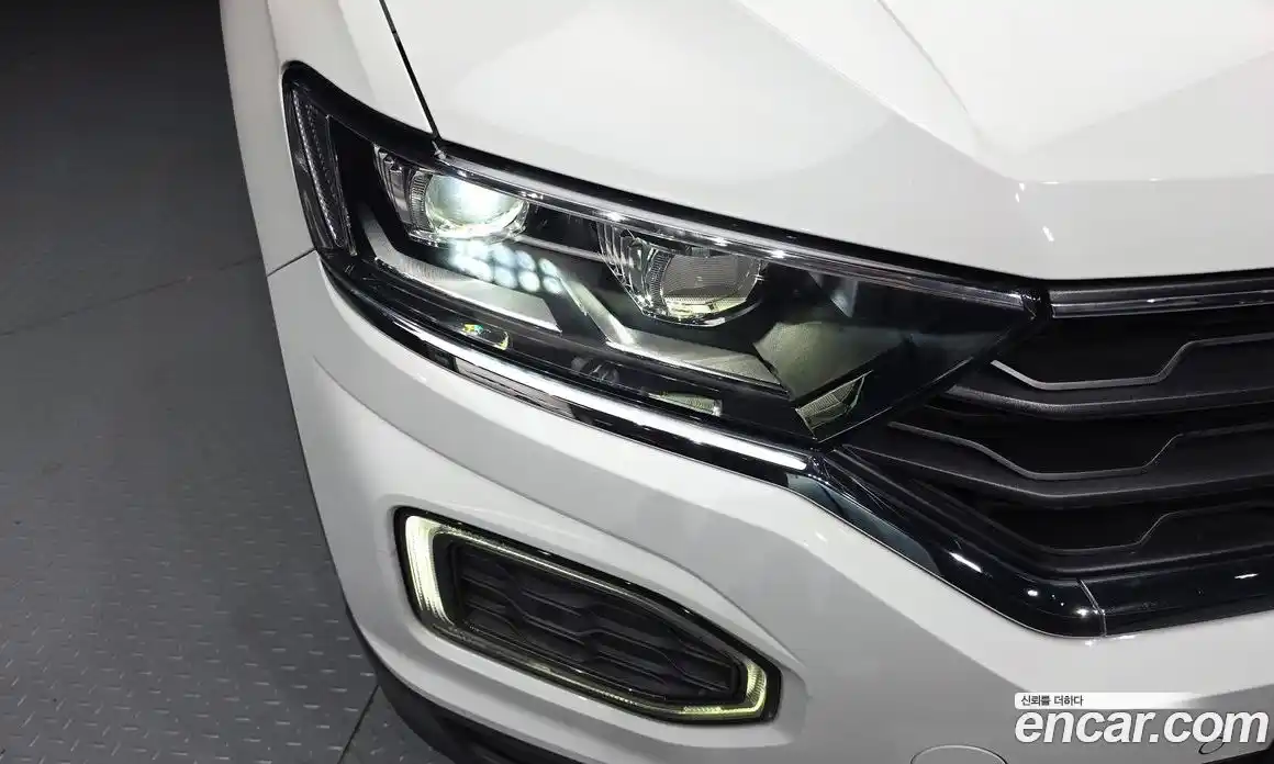 Volkswagen T-Roc 2021 2.0 автомат (гидро), фото 8