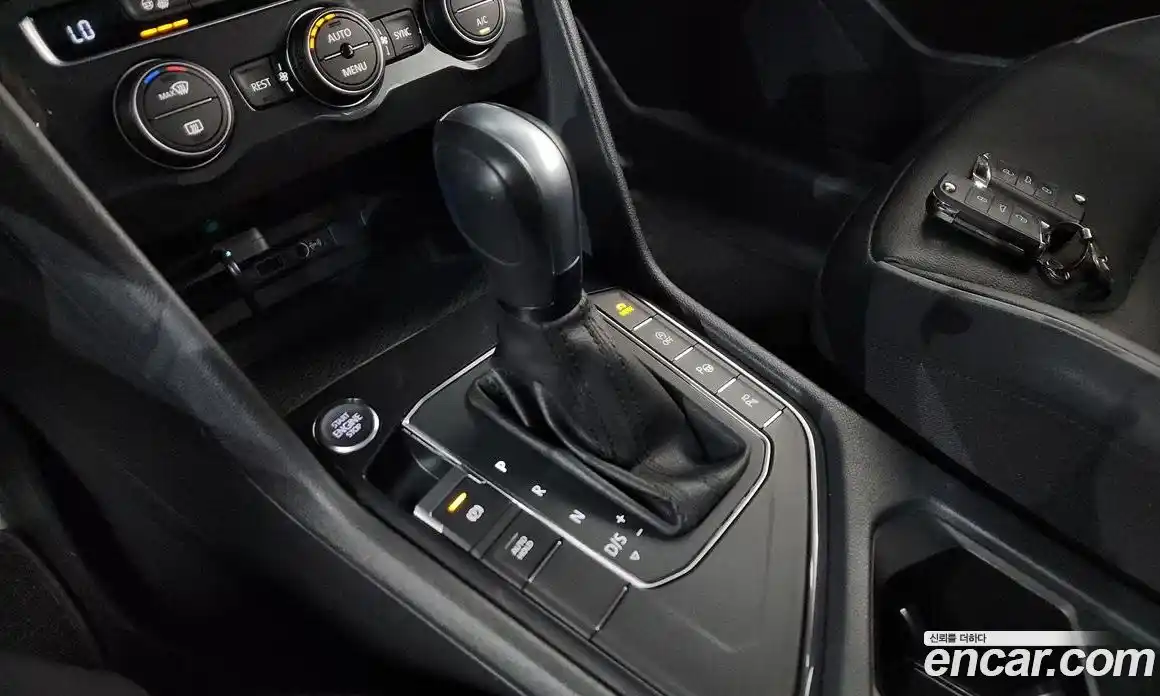 Volkswagen Tiguan 2020 2.0 автомат (гидро), фото 9