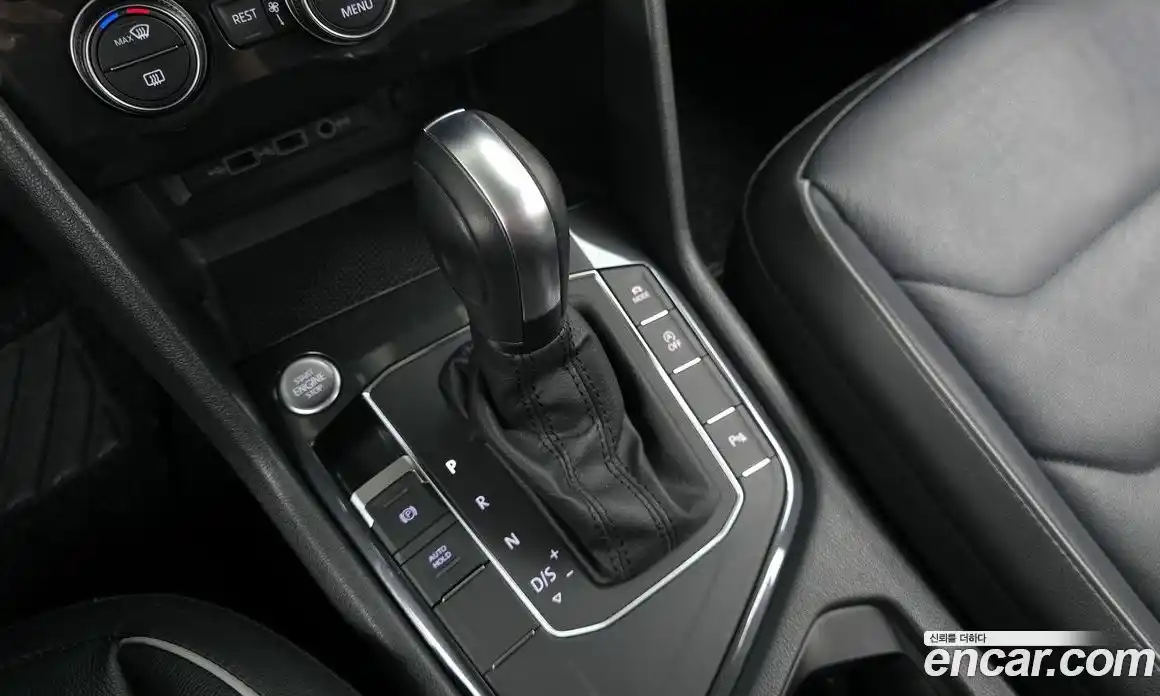 Volkswagen Tiguan 2020 2.0 автомат (гидро), фото 12