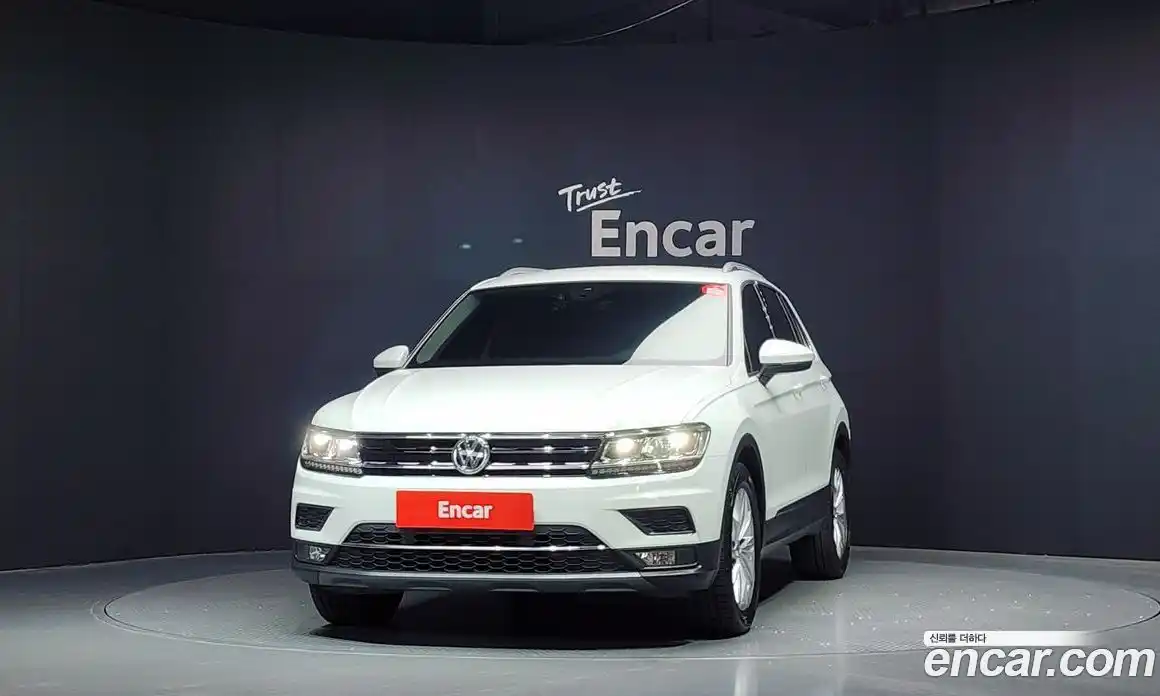 Volkswagen Tiguan 2020 2.0 автомат (гидро), фото 3